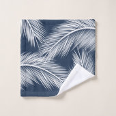 濃い青離れ色の背景に白いヤシの バスタオルセット (ウォッシュタオル)