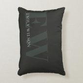 濃エレガントい濃い緑の黒のモノグラム アクセントクッション (正面(垂直))