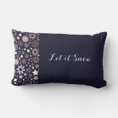 濃エレガントい青で輝くピンクの金属の雪片  ランバークッション (裏面)