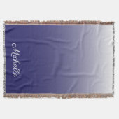 濃パーソナライズされた色グラデーションネイビー スローブランケット (正面)
