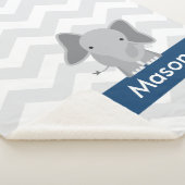 濃紺のシェブロンパーソナライズな灰色の象 シェルパブランケット (3/4)