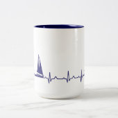 濃紺のボートの脈拍のコーヒー・マグ ツートーンマグカップ (中央)