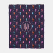 濃紺パターンの水彩画のタツノオトシゴ フリースブランケット (正面)