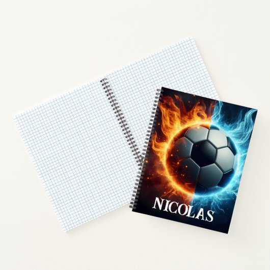 火と氷が付いたサッカーボール ノートブック (内部)