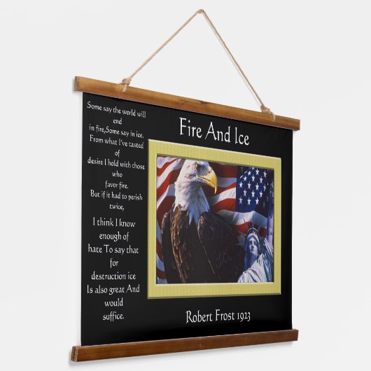 火と氷のハゲのワシ座って見て 吊り下げ型タペストリー (傾斜あり)