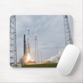 火と煙は離陸を示す マウスパッド (マウス)