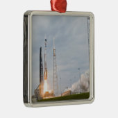 火と煙は離陸を示す メタルオーナメント (右)