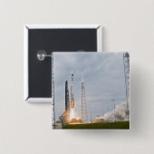 火と煙は離陸を示す 缶バッジ (正面&裏面)