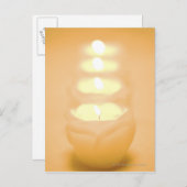 火のついたロウソクの列 ポストカード (正面/裏面)