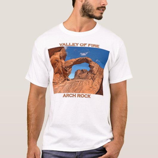火のアーチのロックの谷 Tシャツ (正面)