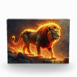 火のライオンの地獄の風景の燃え盛るマネアート フォトブロック