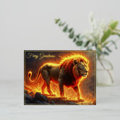 火のライオンの地獄の風景の燃え盛るマネアート 箔シーズンポストカード (立ち正面)