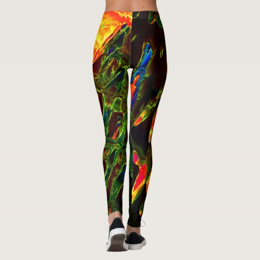 火の炎の中で排出される緑の色合い レギンス (裏面)