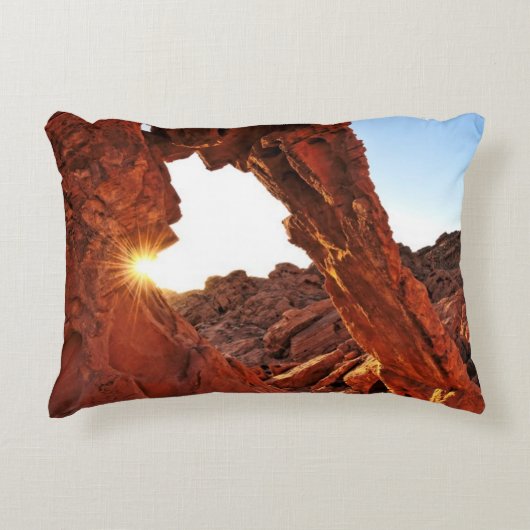 火の谷の象の石 アクセントクッション (正面)