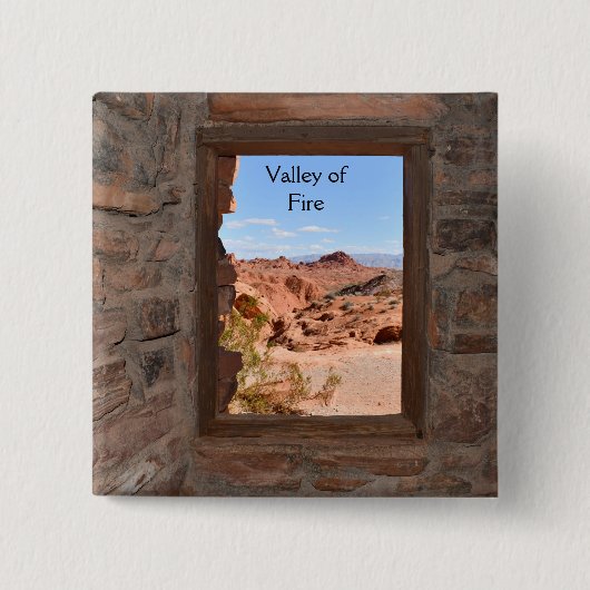 火の谷の車室内ビュー 缶バッジ (正面)