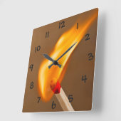 火の1つの炎 スクエア壁時計 (傾斜)