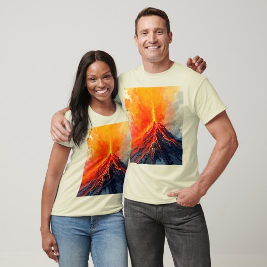 火山噴火：原始の力 Tシャツ (ユニセックス)