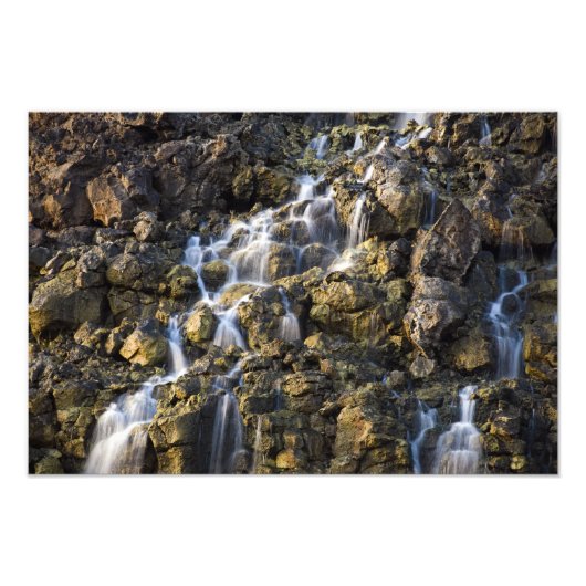火山岩からのブライン秋が落下する フォトプリント            (正面)
