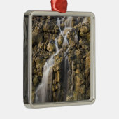 火山岩からのブライン秋が落下する メタルオーナメント (右)