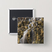 火山岩からのブライン秋が落下する 缶バッジ (正面&裏面)