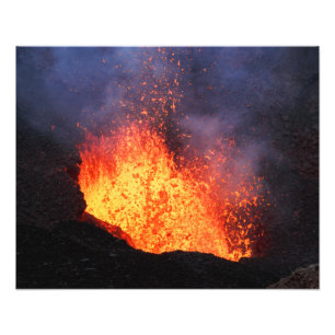 火山景色-噴火口からの熱い溶岩の噴火 フォトプリント