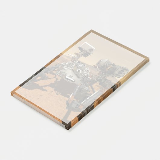 火星の表面で動作する忍耐ローバー。 ポストイット (アングル)