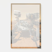 火星の表面で動作する忍耐ローバー。 ポストイット (正面)