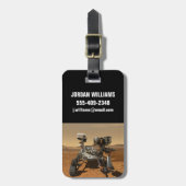 火星の表面で動作する忍耐ローバー。 ラゲッジタグ (正面縦)