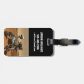 火星の表面で動作する忍耐ローバー。 ラゲッジタグ (裏面横)