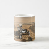 火星2020ローバー火星の表面。 コーヒーマグカップ (中央)