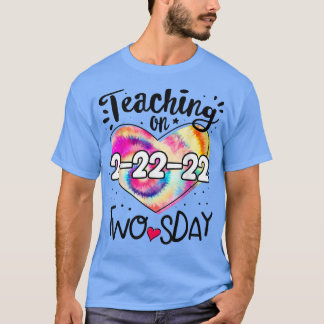 火曜日2月22日22222先生Ti Tシャツ