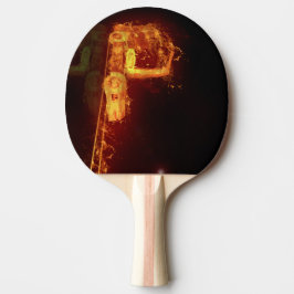 火炎の赤い燃えるトラック 卓球ラケット