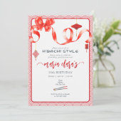 火鉢日本のレッドコケット弓灯誕生日 招待状 (スタンド正面)