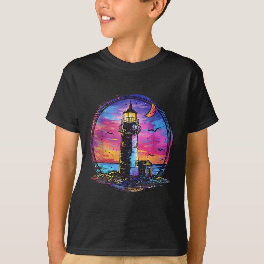 灯台 セーリング 海 ビーチ ボート 浜辺の家 Tシャツ (正面)