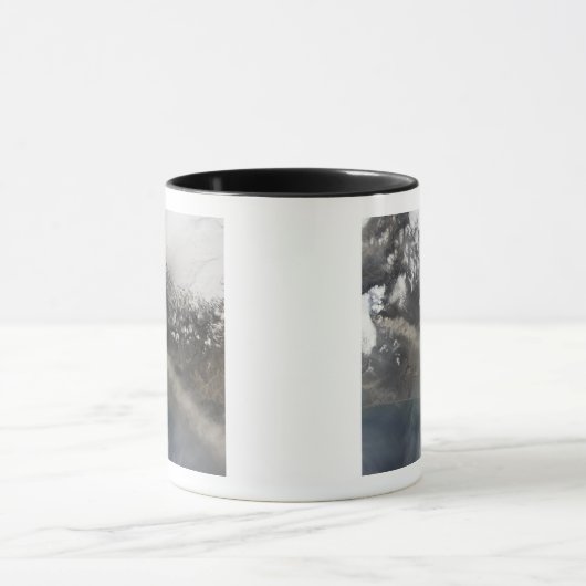 灰と蒸気は引き続き沸騰する マグカップ (中央)