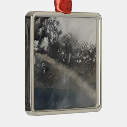 灰と蒸気は引き続き沸騰する メタルオーナメント (右)