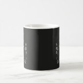 灰の王 – ゴシック様式のストリートウェアデザイン コーヒーマグカップ (中央)