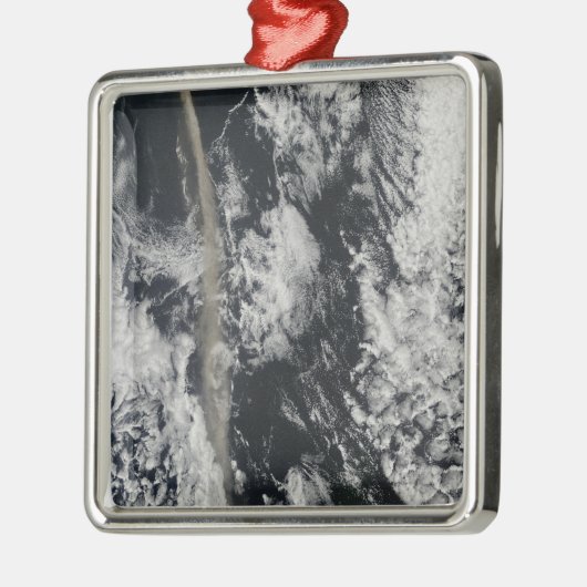 灰プルームの衛星表示 メタルオーナメント (左)