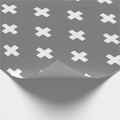 灰色および白いスイスの十字パターン ラッピングペーパー (角)