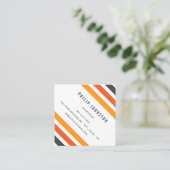 灰色とオレンジ色のレトロストライプの白い対角線 スクエア名刺 (スタンド正面)