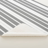 灰色と白のストライプ シェルパブランケット (3/4)