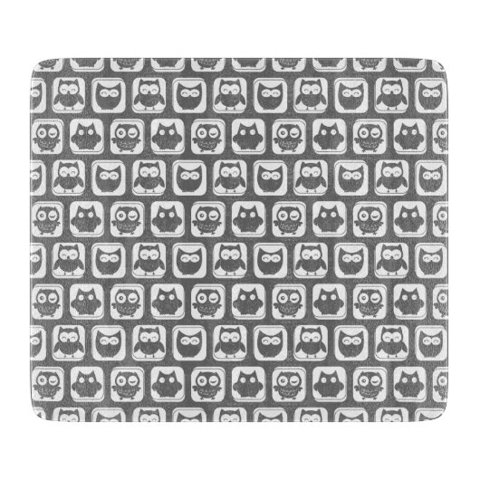 灰色と白のフクロウのパターン カッティングボード (正面)