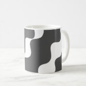 灰色と白の斜め波パターン コーヒーマグカップ (正面右)