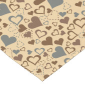灰色と茶色のハートパターン ショートテーブルランナー (コーナー)