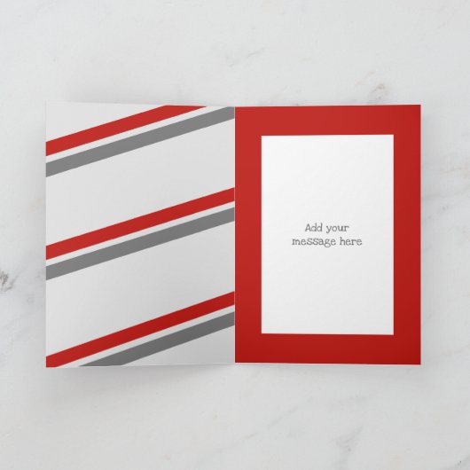 灰色と赤の写真と名前の子供の誕生日 カード (内部)