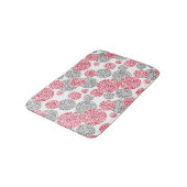 灰色と赤ヒョウの皮のプリント付き円 バスマット (アングル)