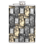 灰色と金色の染み、長方形の破片を彫った フラスク (正面)