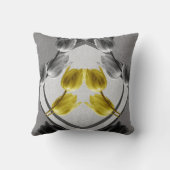 灰色と黄色のチューリップ花2021色 クッション (裏面)
