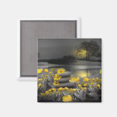 灰色と黄色のチューリップ、夕日のあるデイジー マグネット (正面/裏面)