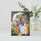 灰色と黄色のチューリップ、夕日のあるデイジー 案内ポストカード (スタンド正面)